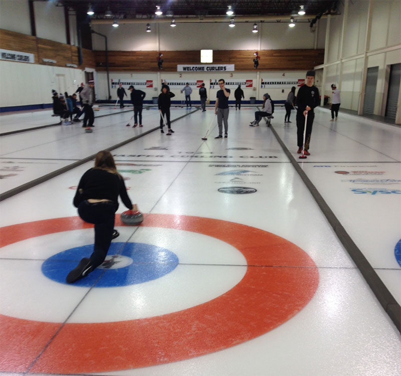 Curling in Jasper