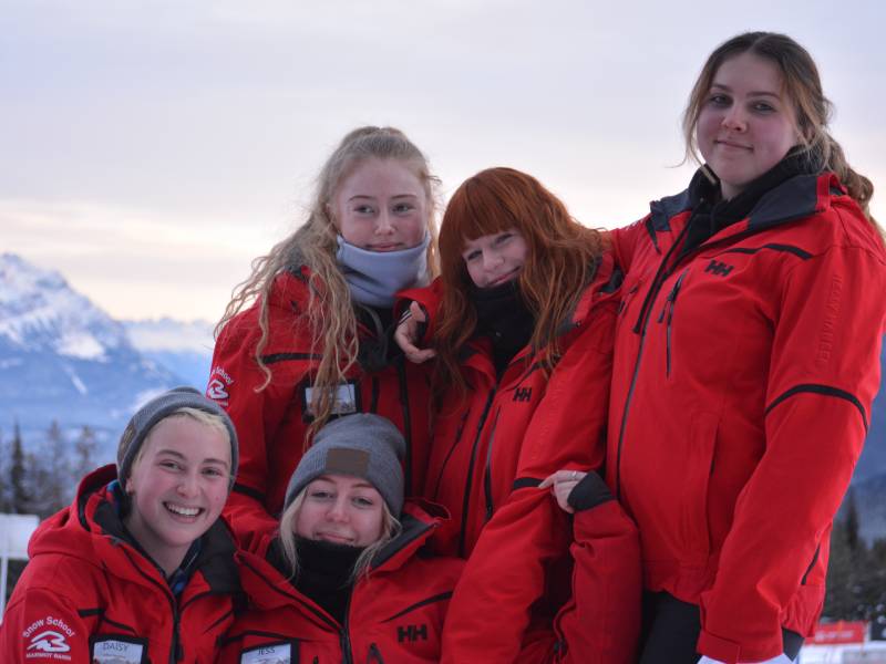 Simply Snowsports Ski Instructor Group